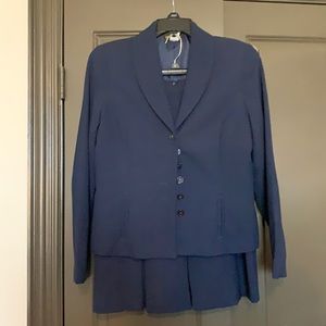 2 Piece suit